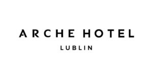 Logo hotelu. Czarne litery na białym tle. Napis: Arche Hotel Lublin