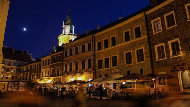 Lublin nocą - wieża Trynitarska