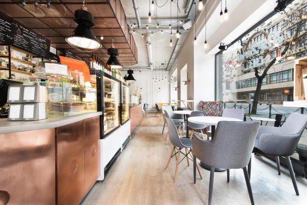 Wnętrze Par Zona Cafe